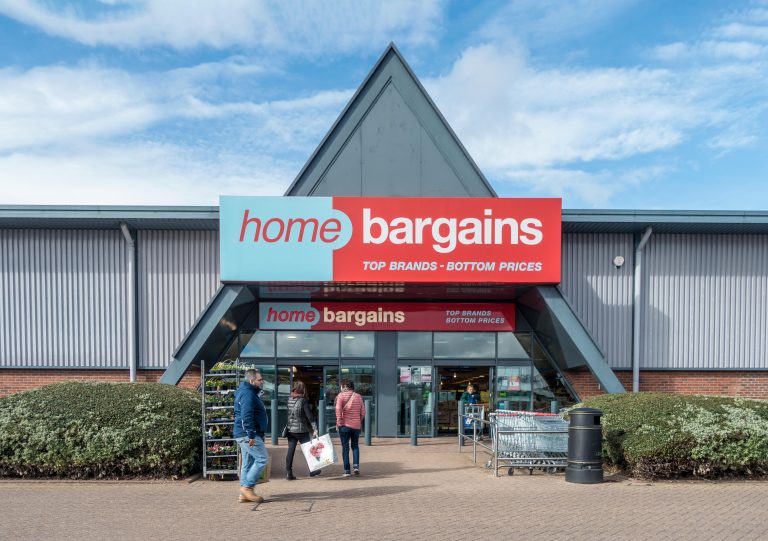 Make-up lovers spot Home Bargains is selling fancy brand that usually costs £33 for £6