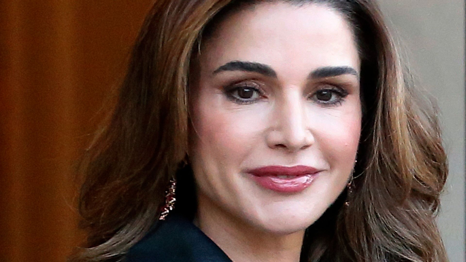 Queen Rania has Cinderella moment in her most flattering dress of 2025 Queen Rania has Cinderella moment in her most flattering dress of 2025