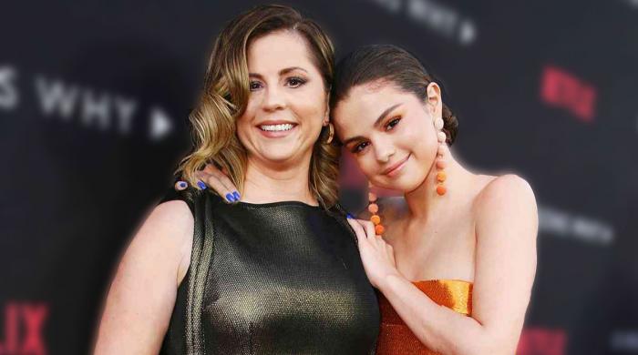 Selena Gomez celebrates ‘In the Dark’ debut with mom Selena Gomez celebrates ‘In the Dark’ debut with mom