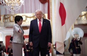 Trump health fears as ‘confused’ President salutes at wrong time and wanders aimlessly Trump health fears as ‘confused’ President salutes at wrong time and wanders aimlessly