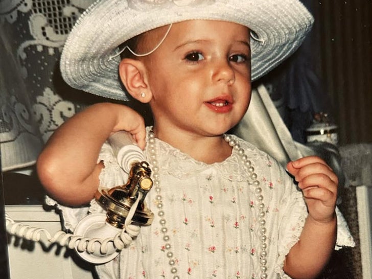 Guess Who This Lil’ Fashionista Turned Into!