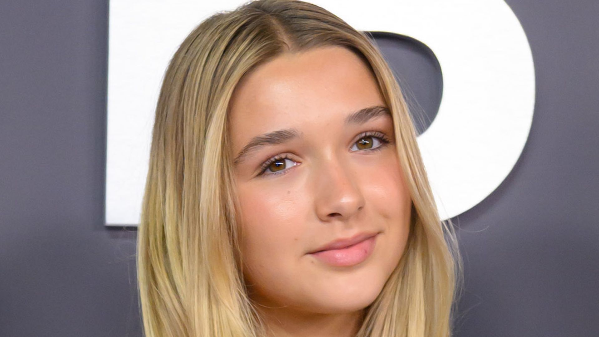 Harper Beckham just became the ultimate queen of grunge in £300 menswear outfit