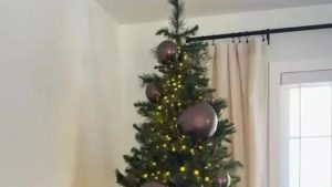 The 6p buy that will elevate your Christmas tree in seconds AND means you can easily change up your colour theme too