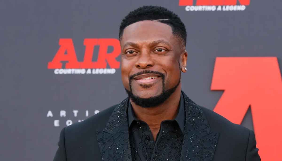 Chris Tucker faces pressure to explain photos with Jeffrey Epstein and Ghislaine Maxwell