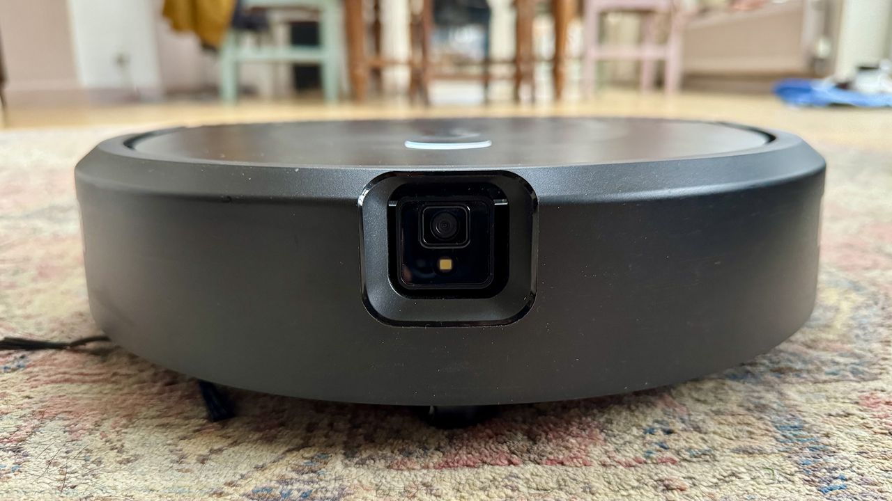 From robovacs for small homes to a Roomba for your lawn, here are 4 things we can expect to see from iRobot – according to the CEO