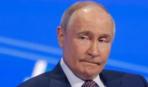 Furious Russian elites attack Putin over economy in major revolt