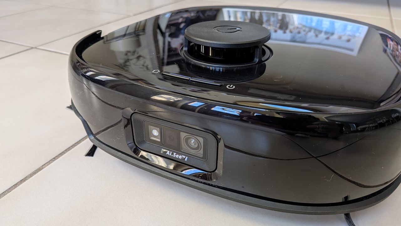 I’ve been testing this Eufy robovac for two weeks, and it has some of the best mopping I’ve seen