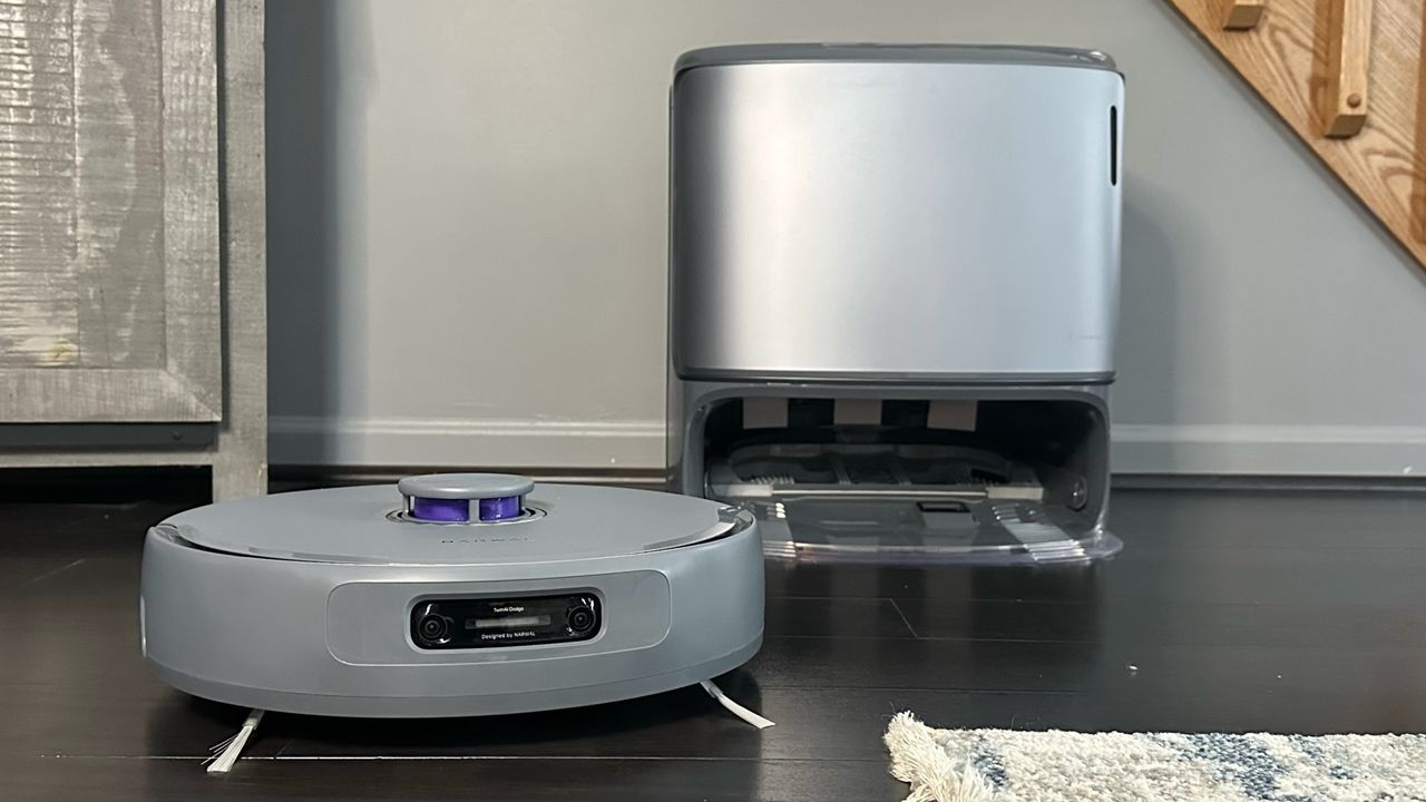 This Narwal robot vacuum has an impressive feature list, but just doesn’t do as it’s told