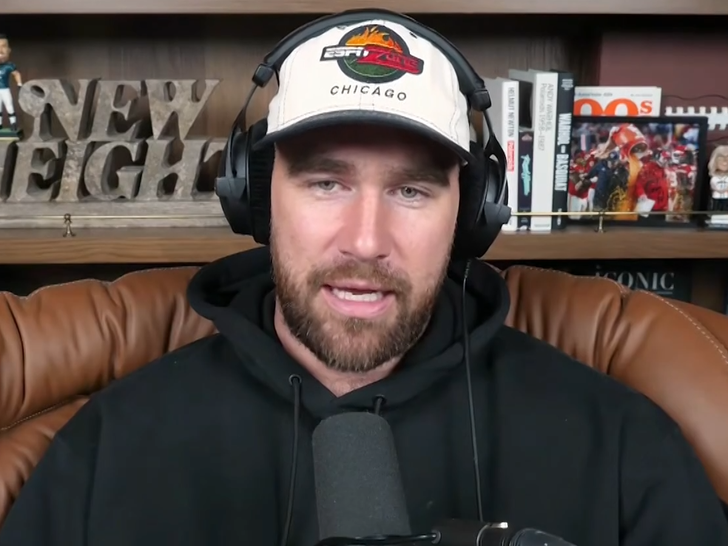 Travis Kelce Says Taylor Swift Gave Him ‘Best’ Christmas Gift