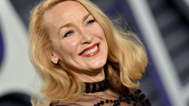 Jerry Hall, 69, twins with lookalike daughter at Berlin Fashion Week