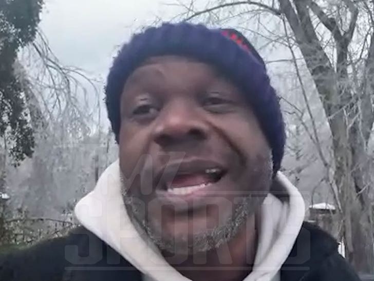 Titans Legend Keith Bulluck Reports From Winter Storm Power Outage