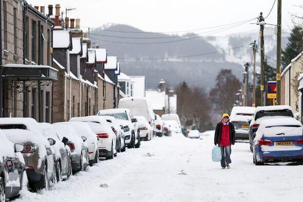 UK council declares a ‘major incident’ as heavy snow batters area
