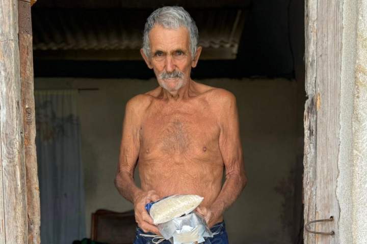 Canadians wait for flights out of Cuba, aid struggling to get in amid U.S. energy blockade