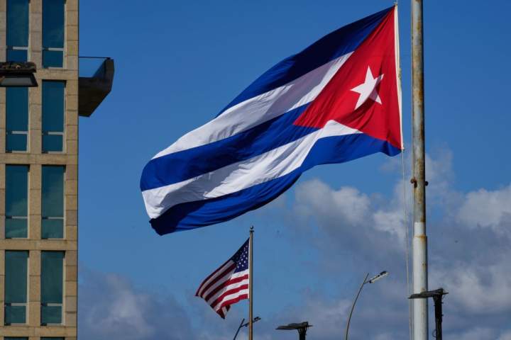 Cuba says its forces killed 4 on U.S. speedboat after returning fire