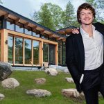 ‘Heated Rivalry’ Canadian Cottage Goes Up for Rent on Airbnb
