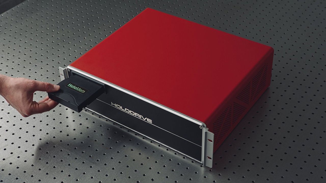 Holographic tape inches closer to mass market ahead of silica, ceramic media – 200TB WORM tech set to debut in 2027 after successful dry run in an LTO tape library