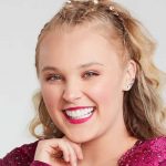 JoJo Siwa shares inspiring words with young changemakers