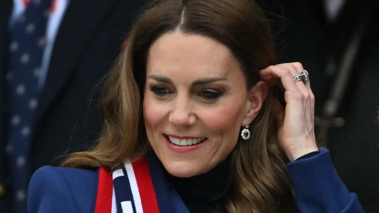 Princess Kate’s ‘authoritative’ Alexander McQueen coat is the perfect comeback look