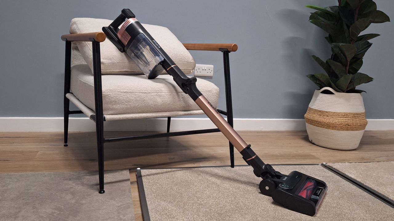 Shark Stratos IZ400 cordless vacuum review: an older model that still beats the competition