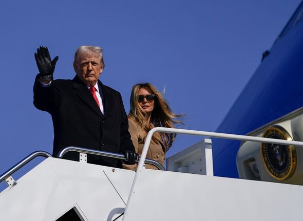 Trump issues stark 6-word warning to Zelensky as he gives major Russia update