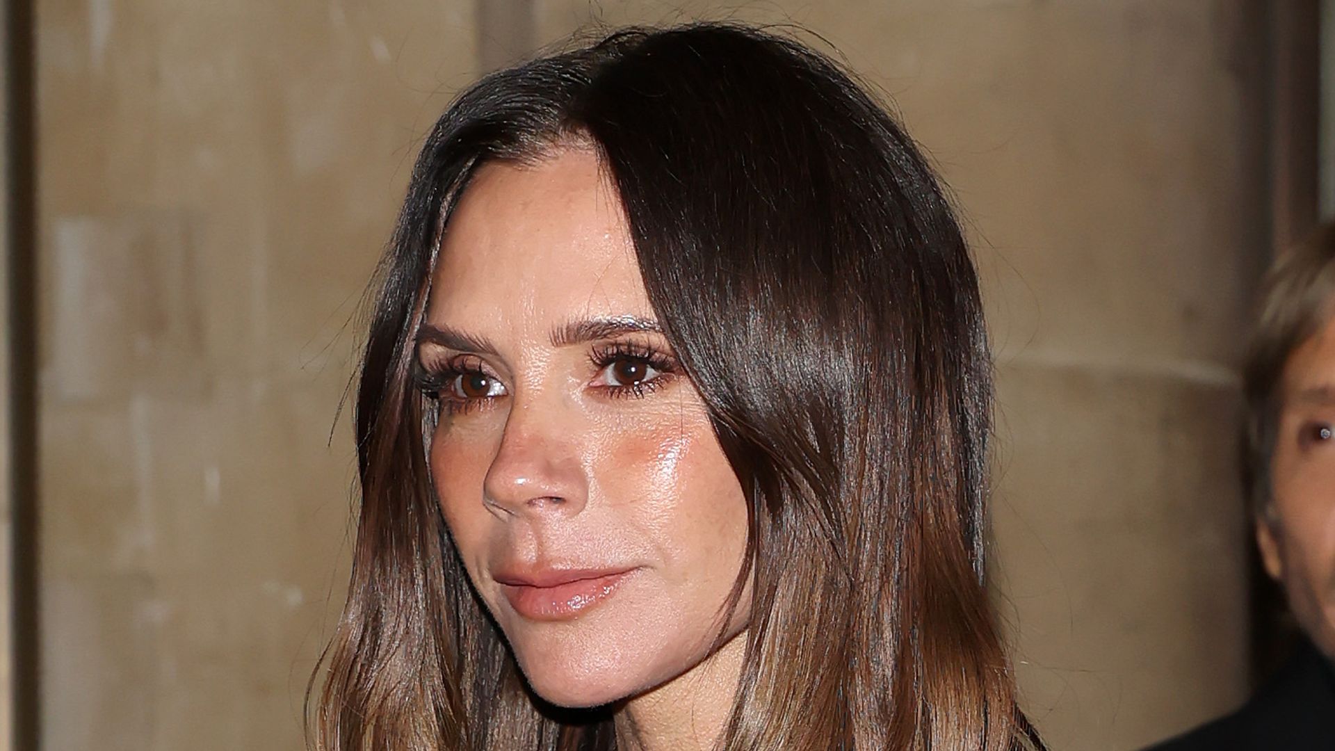 Victoria Beckham turns up the heat in skin-tight gown for Valentine’s date