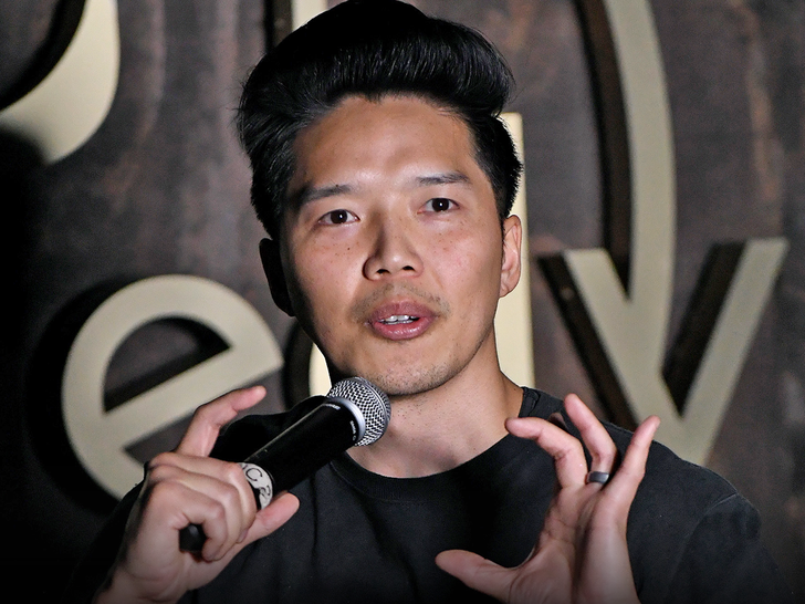 Comedian and Actor Alex Duong Dead at 42
