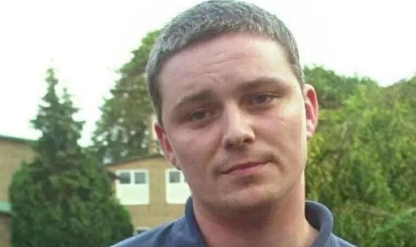 Ian Huntley ‘hours from death as life support shut off’