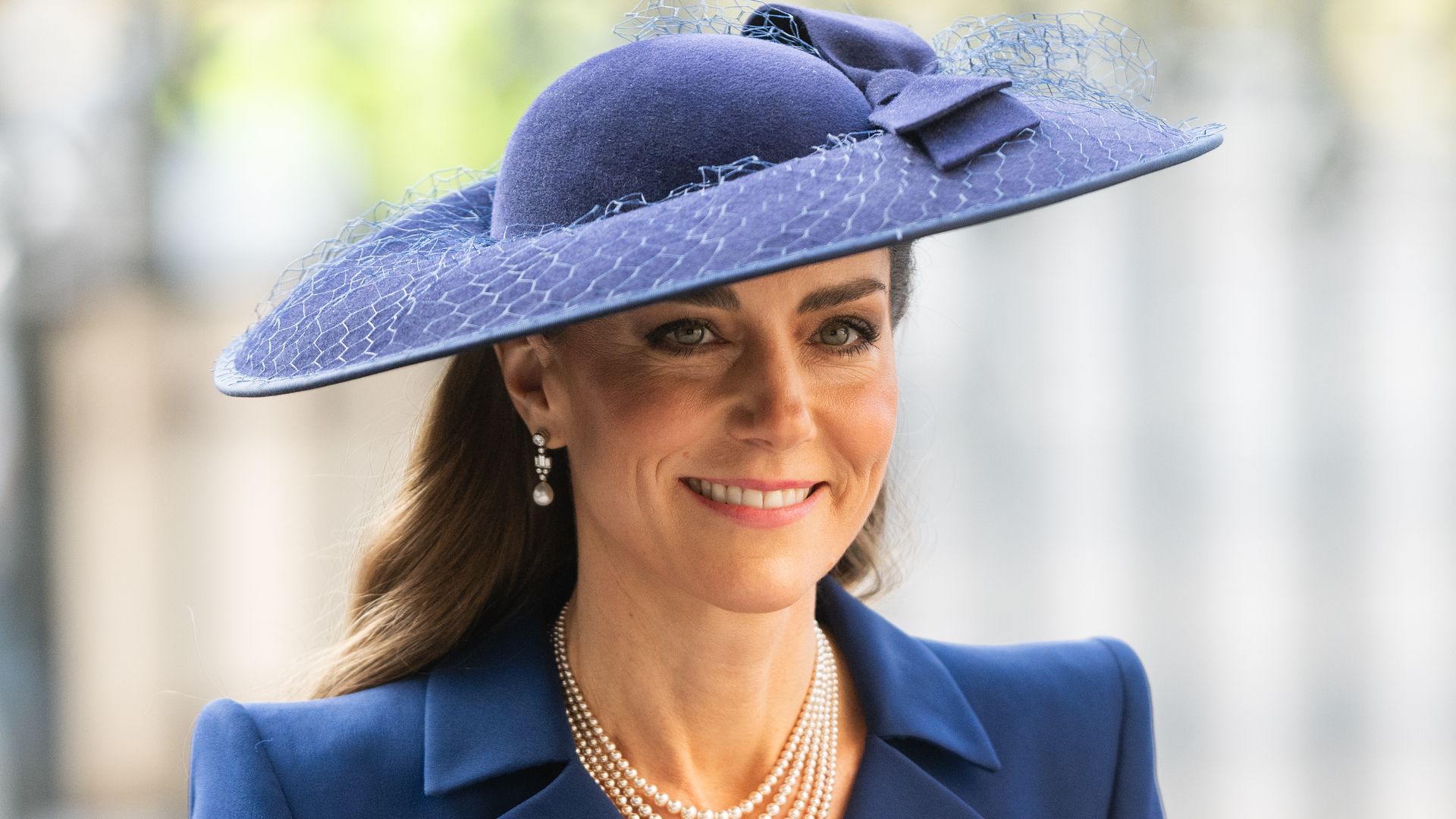 Kate Middleton revives Queen Elizabeth’s wedding diamonds – with 80s Commonwealth Day dress