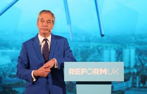 Nigel Farage makes 7-word promise as Reform UK launches election campaign