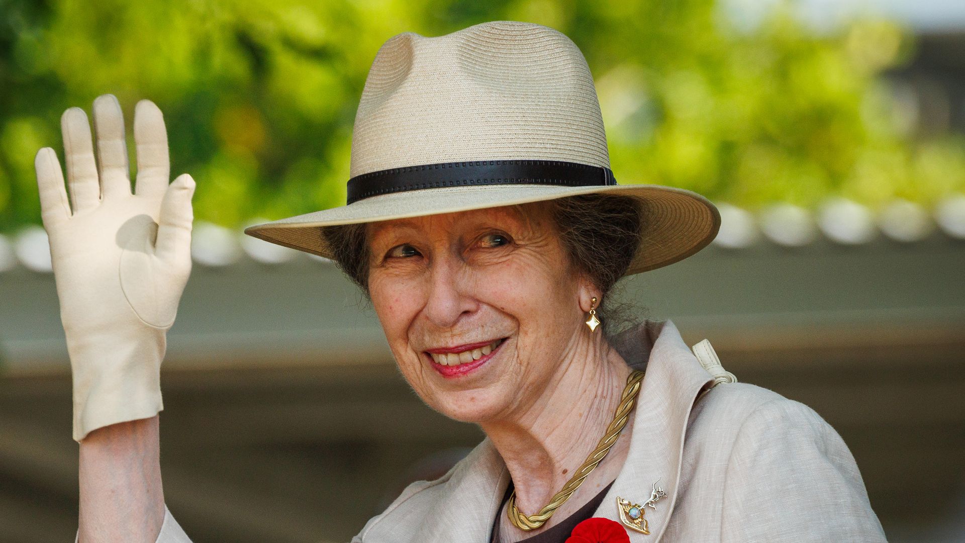 Princess Anne is ready for spring in ultra-lightweight skirt