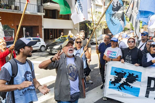 UK ‘doesn’t exist militarily – it’s too weak to defend Falklands’, says ex-diplomat