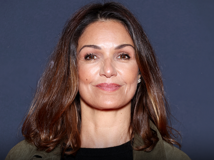 Actress Nadia Farès Dead at 57