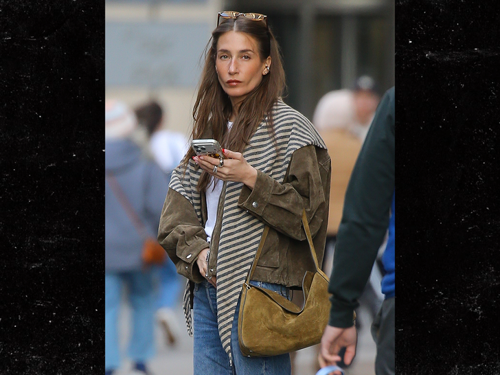 Amanda Batula Steps Out in New York City After Apologizing For Scandal