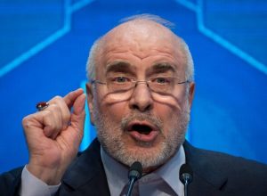 Iran issues sinister ‘new cards on battlefield’ threat on eve of Trump’s deadline