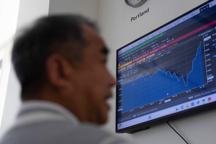 Oil prices rise along with Iran tensions, U.S. stocks ease off record rally