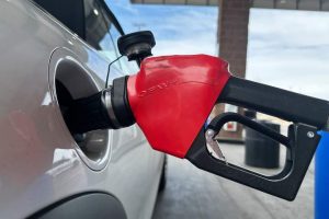 Oil prices rise as U.S.-Iran standoff continues in Strait of Hormuz