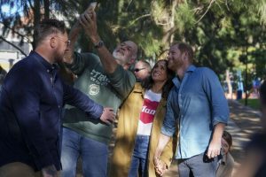 Prince Harry and Meghan ‘position themselves as heirs’ with ‘carefully planned’ Australia