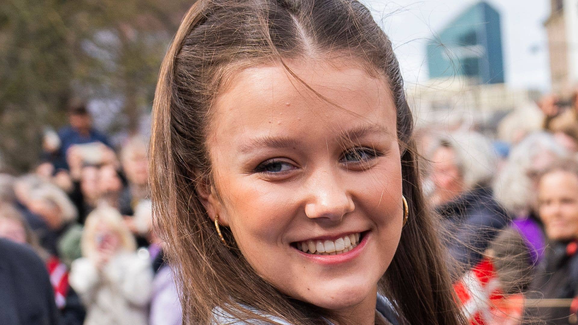 Princess Isabelle’s ‘new direction’ on 19th birthday – in Black Swan H&M tutu