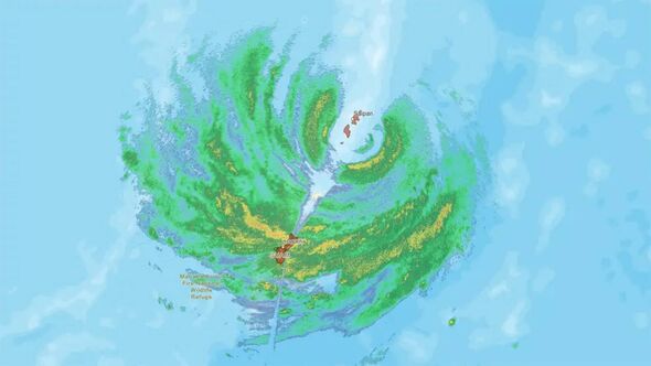 Super Typhoon Sinlaku leaves 2,000 tourists stranded – blackouts and 173mph winds expected