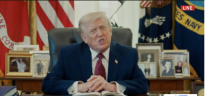 Trump ‘struggles’ to read Bible verse as viewers make teleprompter claim