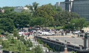 Capitol fire RECAP: Evacuation in Washington DC as blaze reported at Visitors Centre
