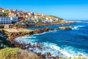Five stunning countries paying Brits to move there including one offering £30,000