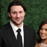 Josh Allen shares playful habit that always catches wife Hailee Steinfeld off guard