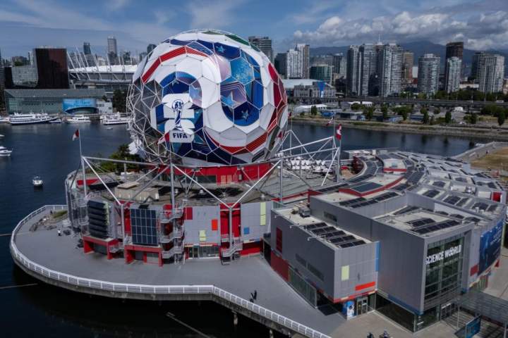 FIFA bans reusable water bottles at World Cup, says water can be bought on site