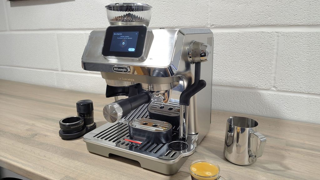 I’m a qualified barista, and these are the top 3 De’Longhi coffee makers I’ll be looking for on Amazon Prime Day
