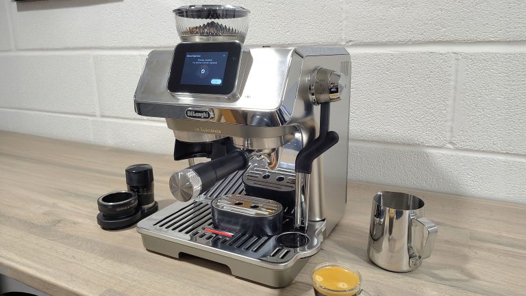I’m a qualified barista, and these are the top 3 De’Longhi coffee makers I’ll be looking for on Amazon Prime Day