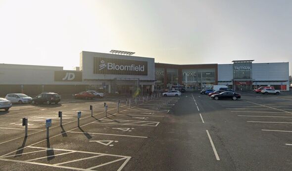 Major UK supermarket with 970 UK stores announces opening – 65 new jobs