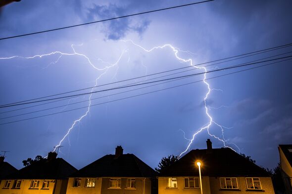 Met Office issues new 24-hour thunderstorm warning for 31 areas on Friday