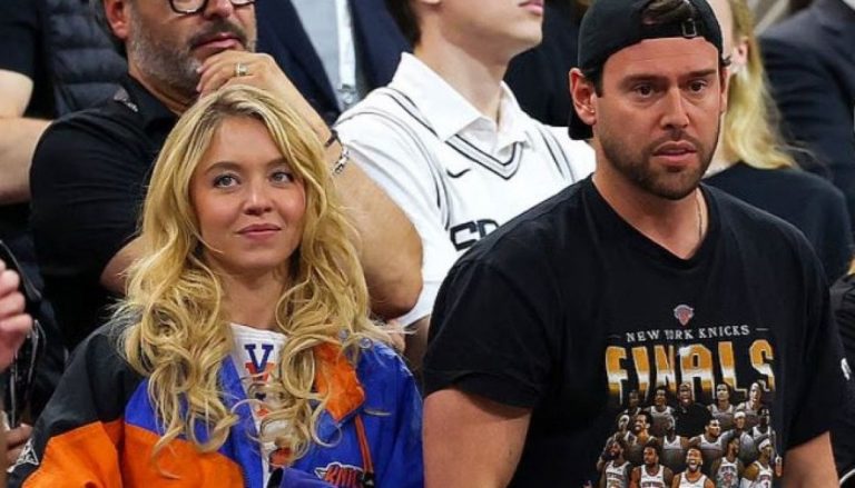 Scooter Braun swoons over Sydney Sweeney at Knicks Championship