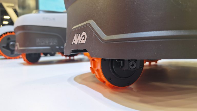 5 questions to ask before choosing a robot lawn mower, according to a lawnbot exec